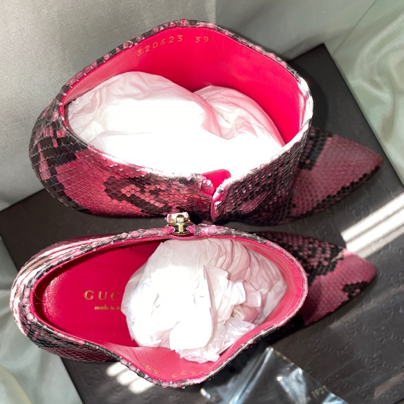 Gucci Shocking Pink Gloria Python Leather Ankle - Picture 4 of 7